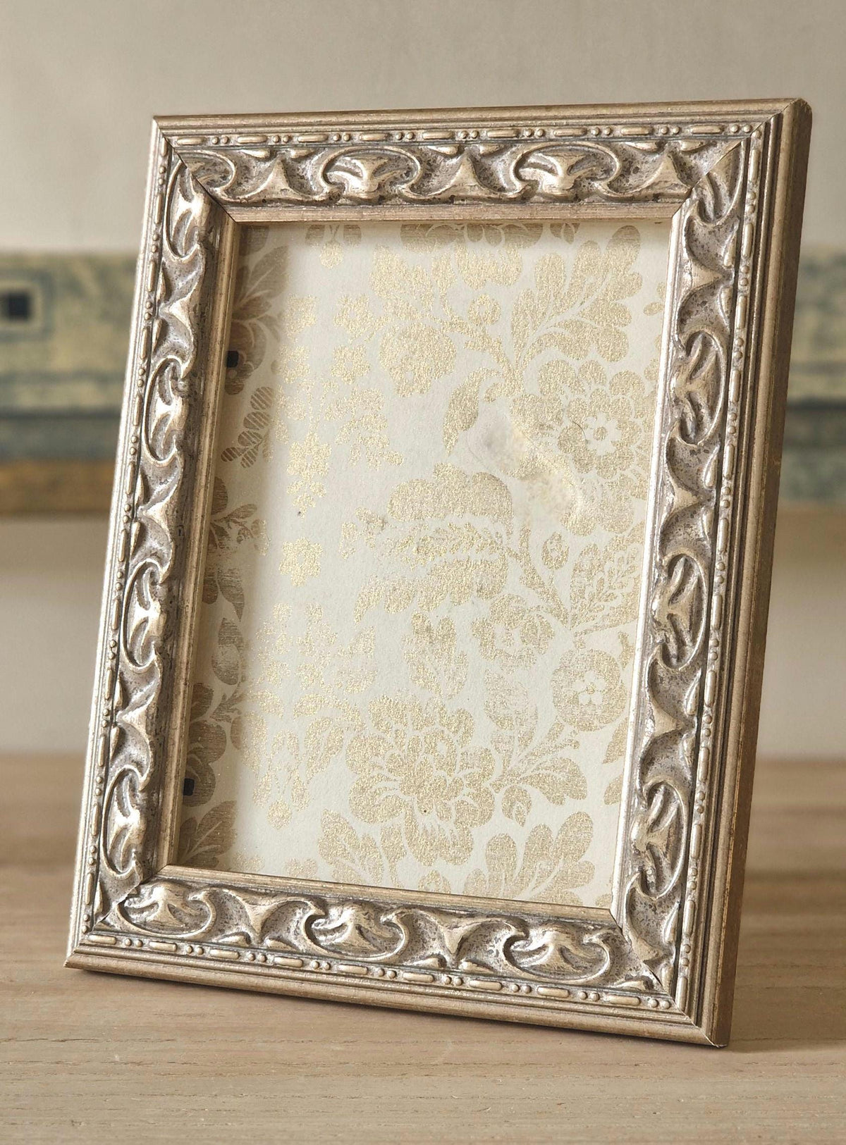 Portafoto in legno realizzato e decorato a mano, cornice per foto disponibile in varie misure