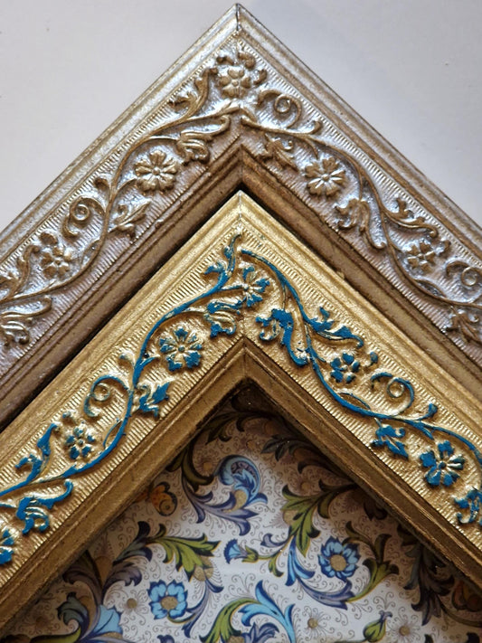 Portafoto in legno artigianale, realizzato e decorato a mano, cornice per foto da tavolo disponibile in varie misure e colori