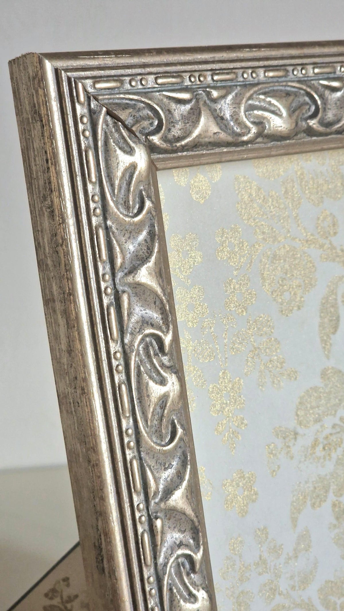 Portafoto in legno realizzato e decorato a mano, cornice per foto disponibile in varie misure